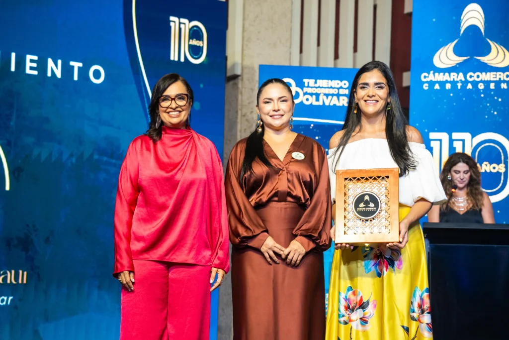 Reconocimiento a la Gobernación de Bolívra